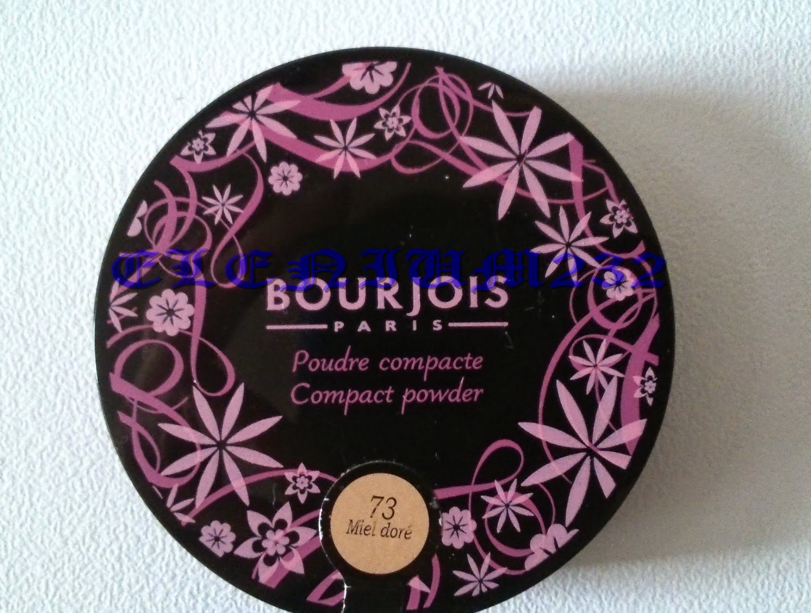 LOS POLVOS COMPACTOS  DE BOURJOIS