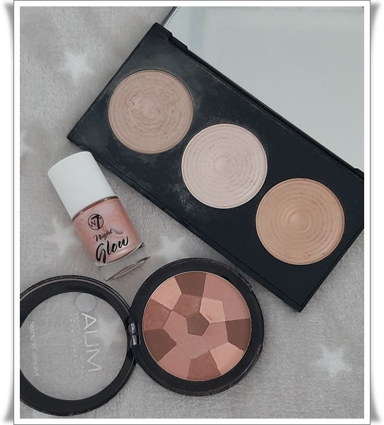 TRES PRODUCTOS